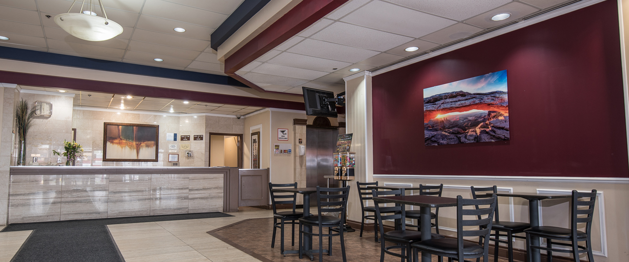 Photo of lobby of Argyll Plaza Hotel